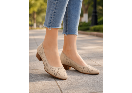 Pantofi dama bej din piele naturala perforati cu toc mic gros CLP05BEJ
